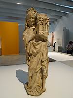 Statue, Reine de France (Jeanne de Navarre)(Paris, v 1310, Calcaire lutetien)(1)